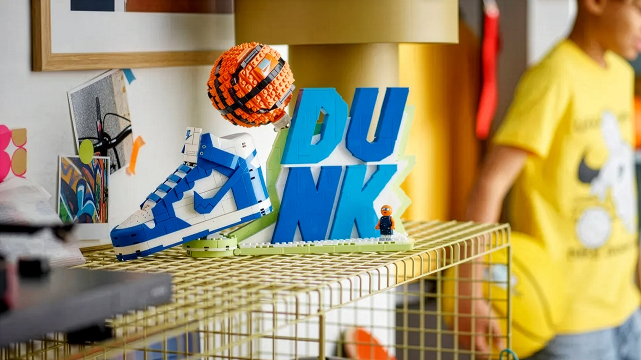 Nike Dunk x Lego set on cage in boy's room