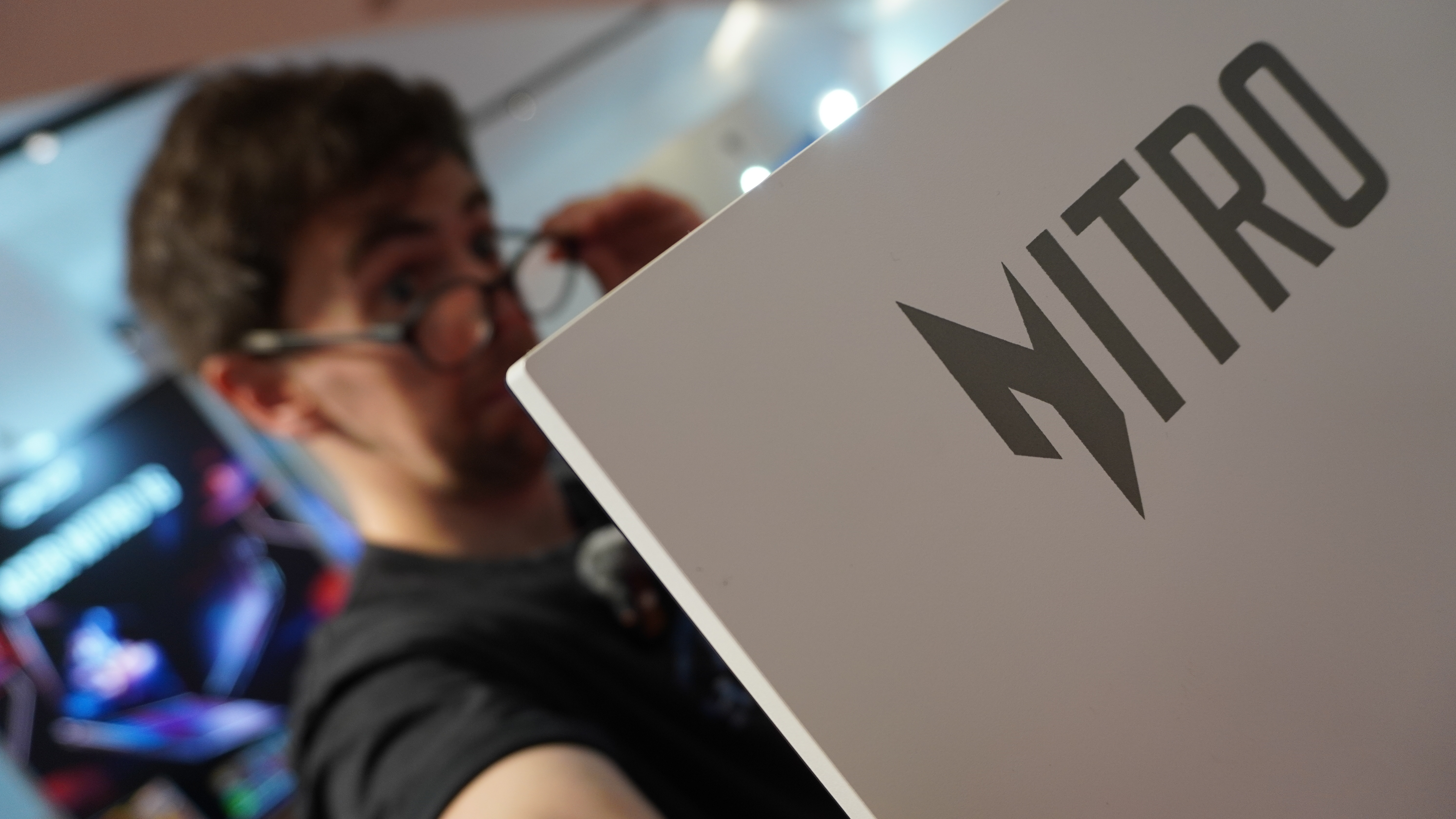 Acer Nitro XV273U F5