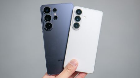 Galaxy S26 Ultra vs Galaxy S26.