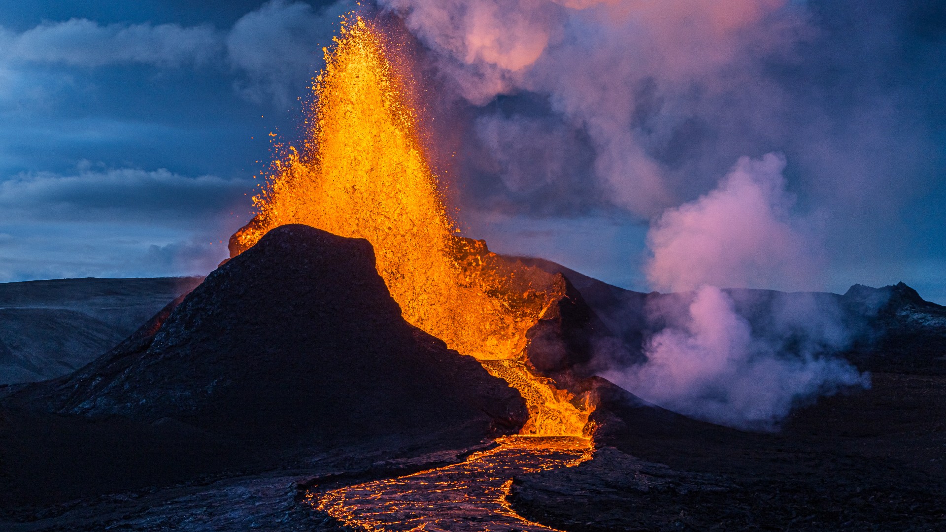 Earth From Space Smoking Terror Volcano That Destroyed City 400 Earth From Space Smoking Terror Volcano That Destroyed City 400