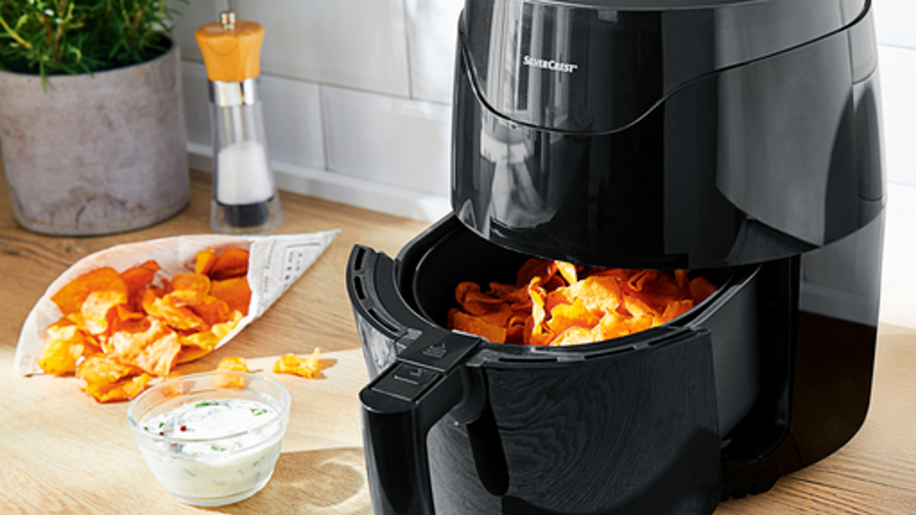 Lidl's sellout air fryer is back and is only £39.99 Ideal Home