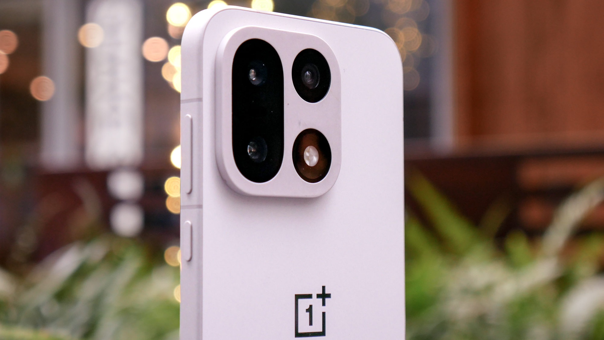 OnePlus 15 camera closeup.