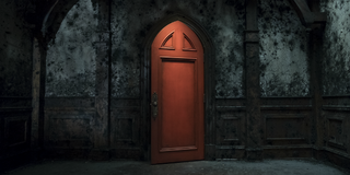 The Haunting of Hill House Netflix Red Door