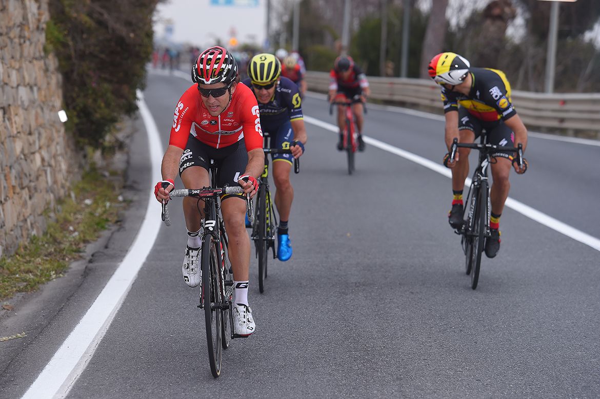 Tony Gallopin (Lotto Soudal) has a go