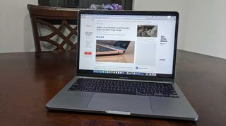 MacBook Pro (2020) vs Dell XPS 13 (2020)