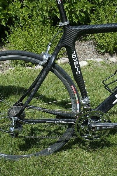 Amarone rear end shows the extra material for a monocoque construction