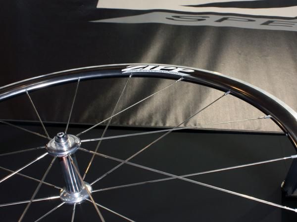 Zipp will provide the teams with its new 101 model for training.