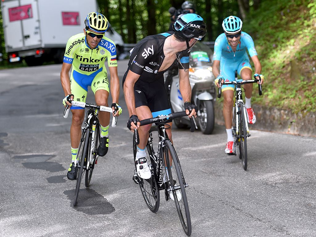 Richie Porte attacks Contador and Aru at the 2015 Giro