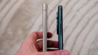 Comparing the OnePlus 12 to the Samsung Galaxy S24 Ultra