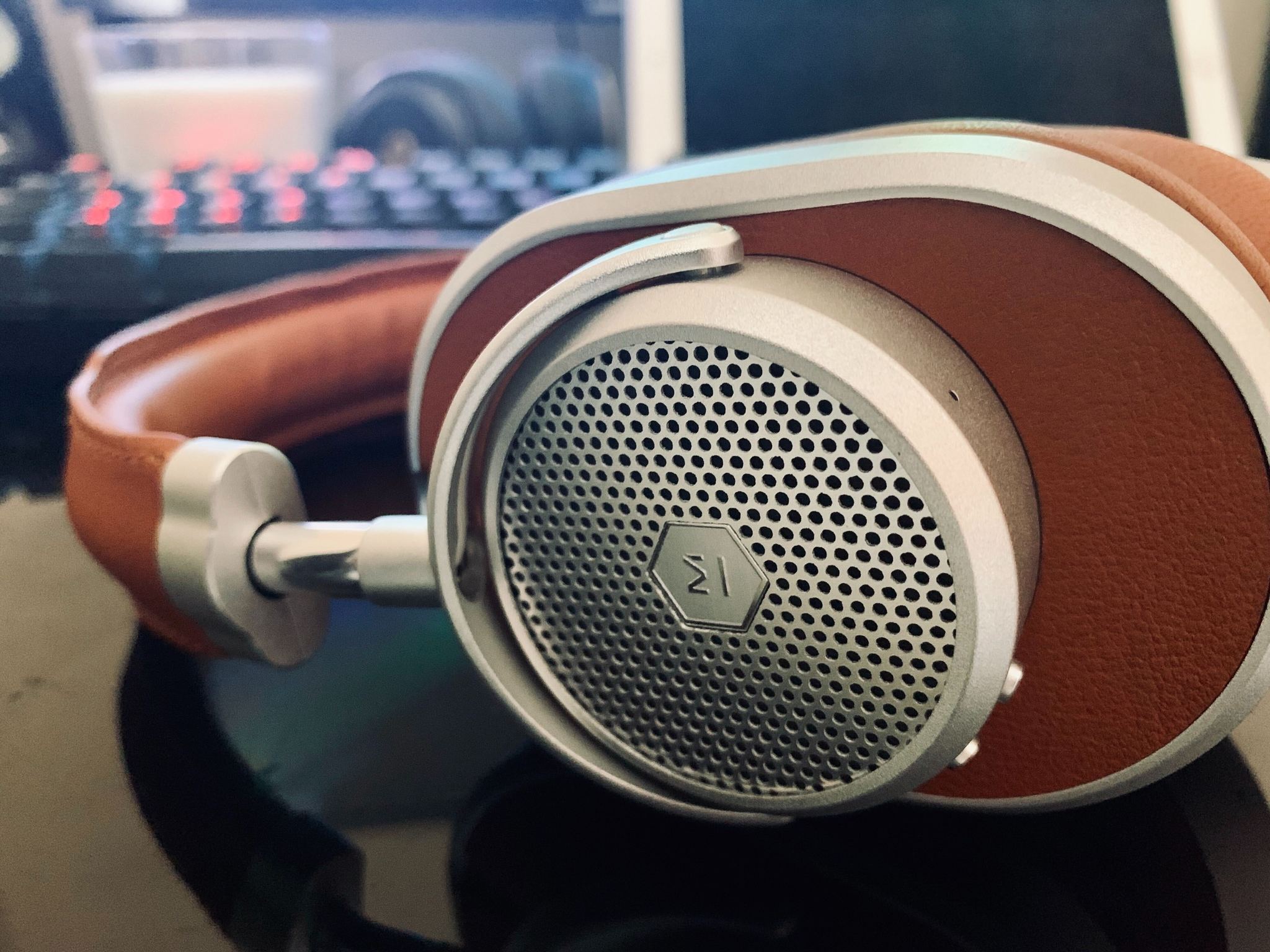 Master & Dynamic MW65 review: Shut out the world in style | iMore