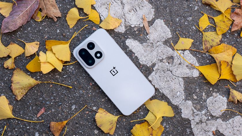 The back of the Sand Storm OnePlus 15