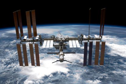 Trump proposes privatizing the International Space Station