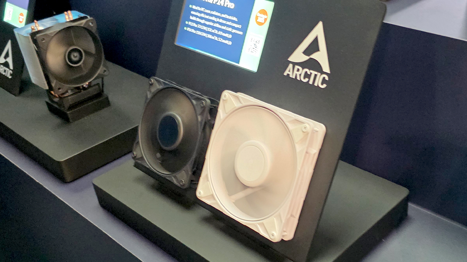 Arctic P12/P14 Pro fans