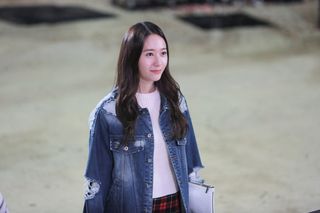 A still from the series The Heirs