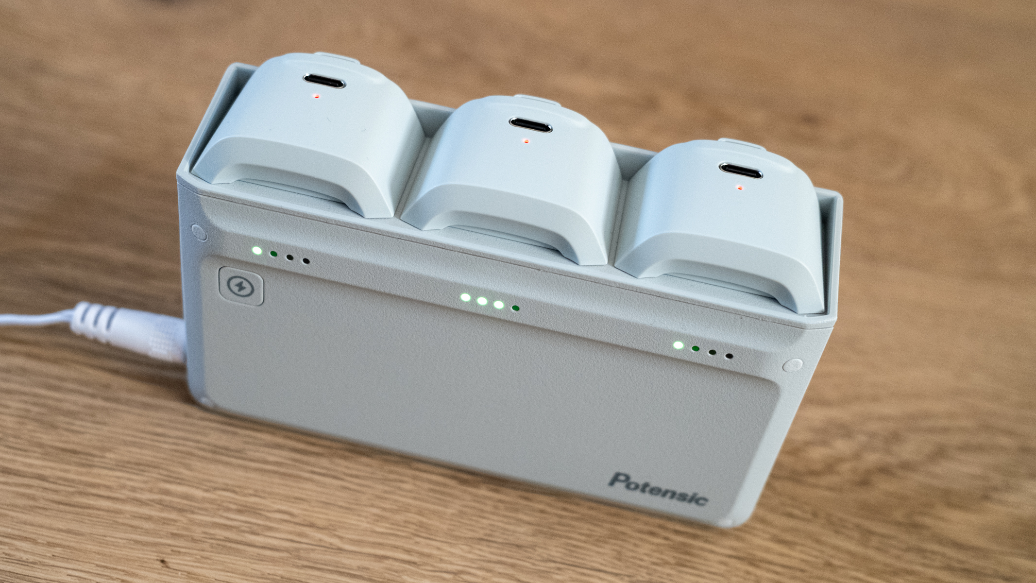 Potensic Atom 2 drone fast charging hub charging three batteries