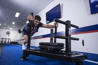 Dan Carter working out