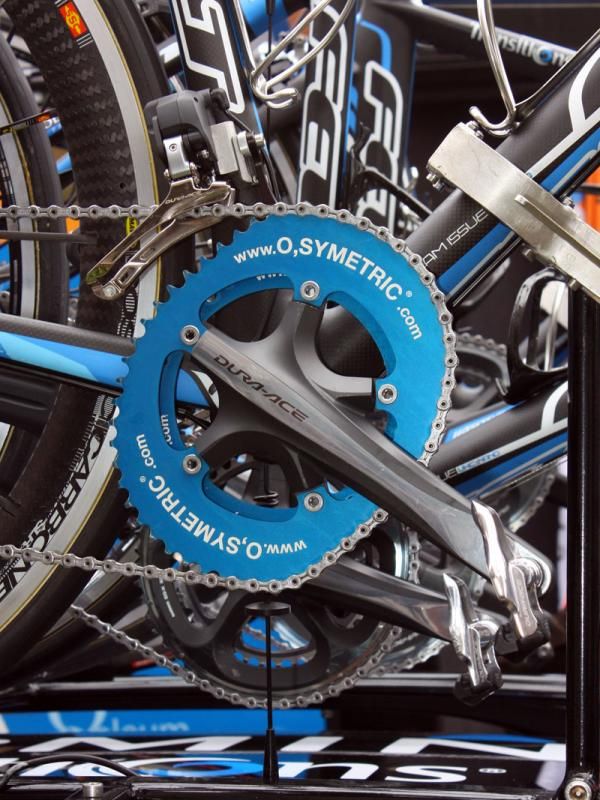 O.symetric chainrings look to have made major inroads in the pro field this year, appearing on over half of the Team Sky bikes and David Millar's (Garmin-Transitions) Felt F1.