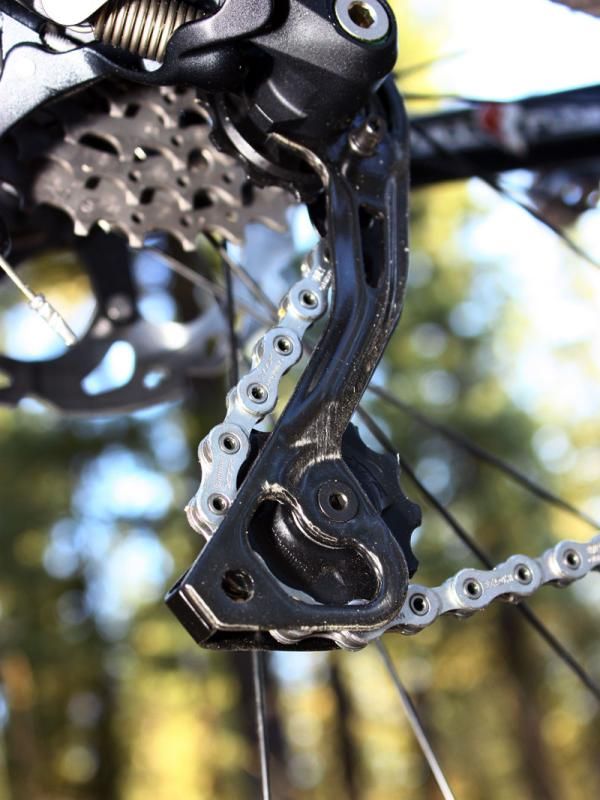 The outer pulley cage on XTR M980 is carbon fiber for lighter weight - but it also places a fairly fragile bit in a vulnerable area.