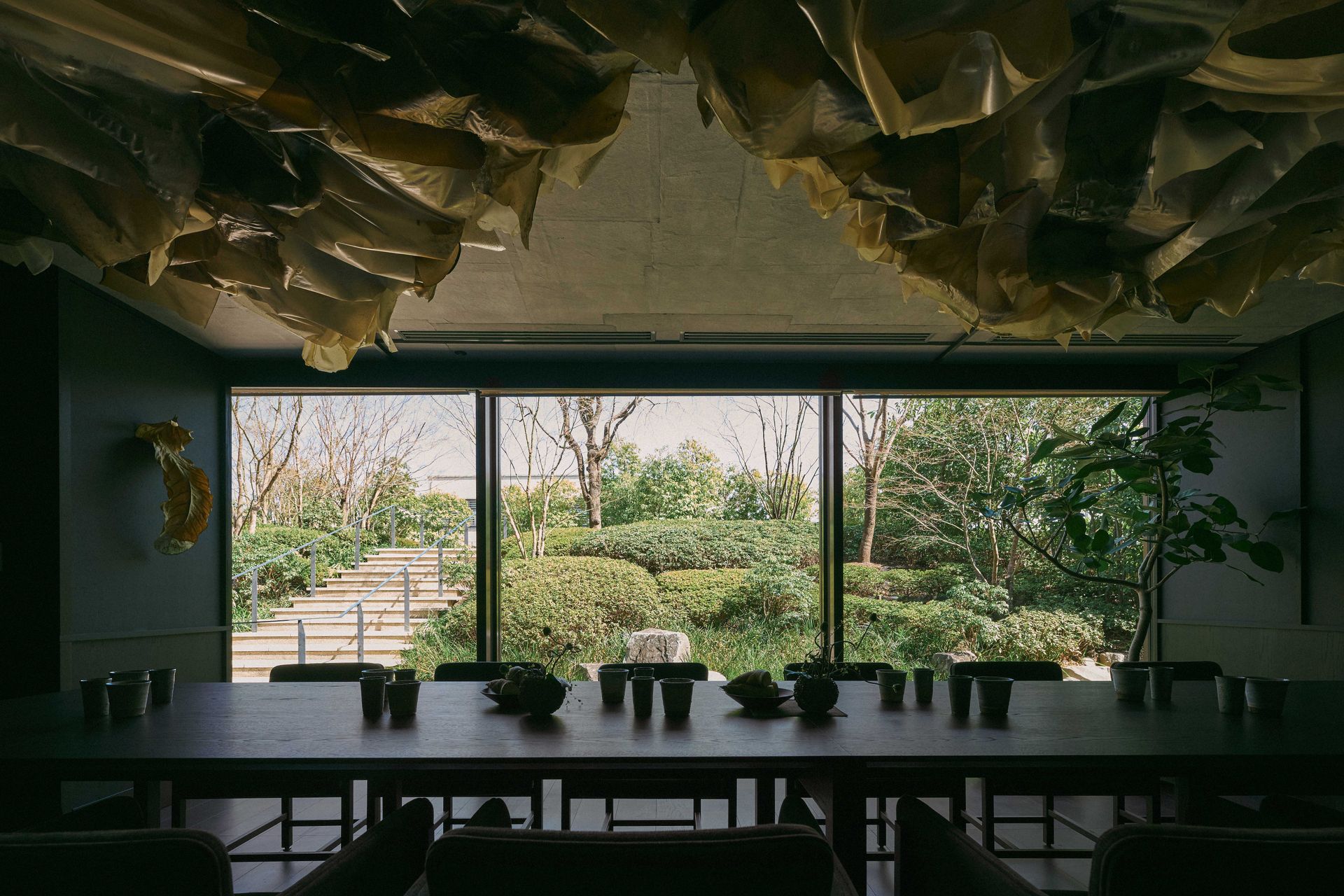 OEOスタジオによるインテリアでエースホテルで野間京都が表示されます