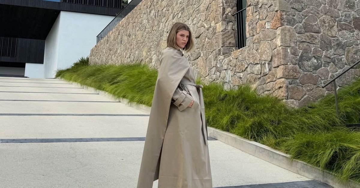 Sofia Richie’s 3-Piece Winter Outfit Formula Is the Chicest I’ve Seen