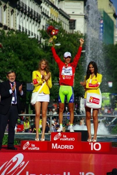 Nibali (Liquigas) on the winner's podium
