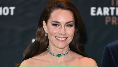 Kate Middleton's lifted face hack