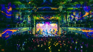 Goldenvoice/AEG elevated the room’s audio to match its visual splendor via the L2/L2D rig.