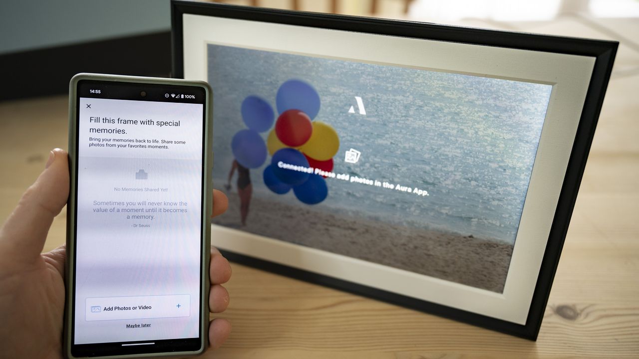 Aura's digital frame app