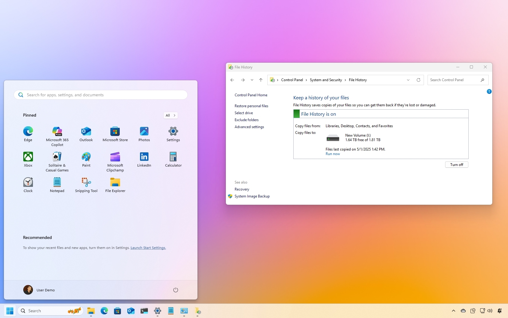 Windows 11 File History