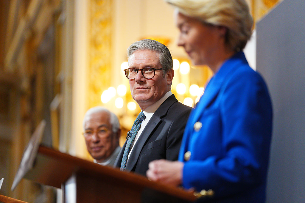 European council president Antonio Costa (L), UK prime minister Keir Starmer (C) and president of the European Commission, Ursula von der Leyen (R) attend a press conference at the UK-EU summit at Lancaster House on 19 May 2025 in London, England.