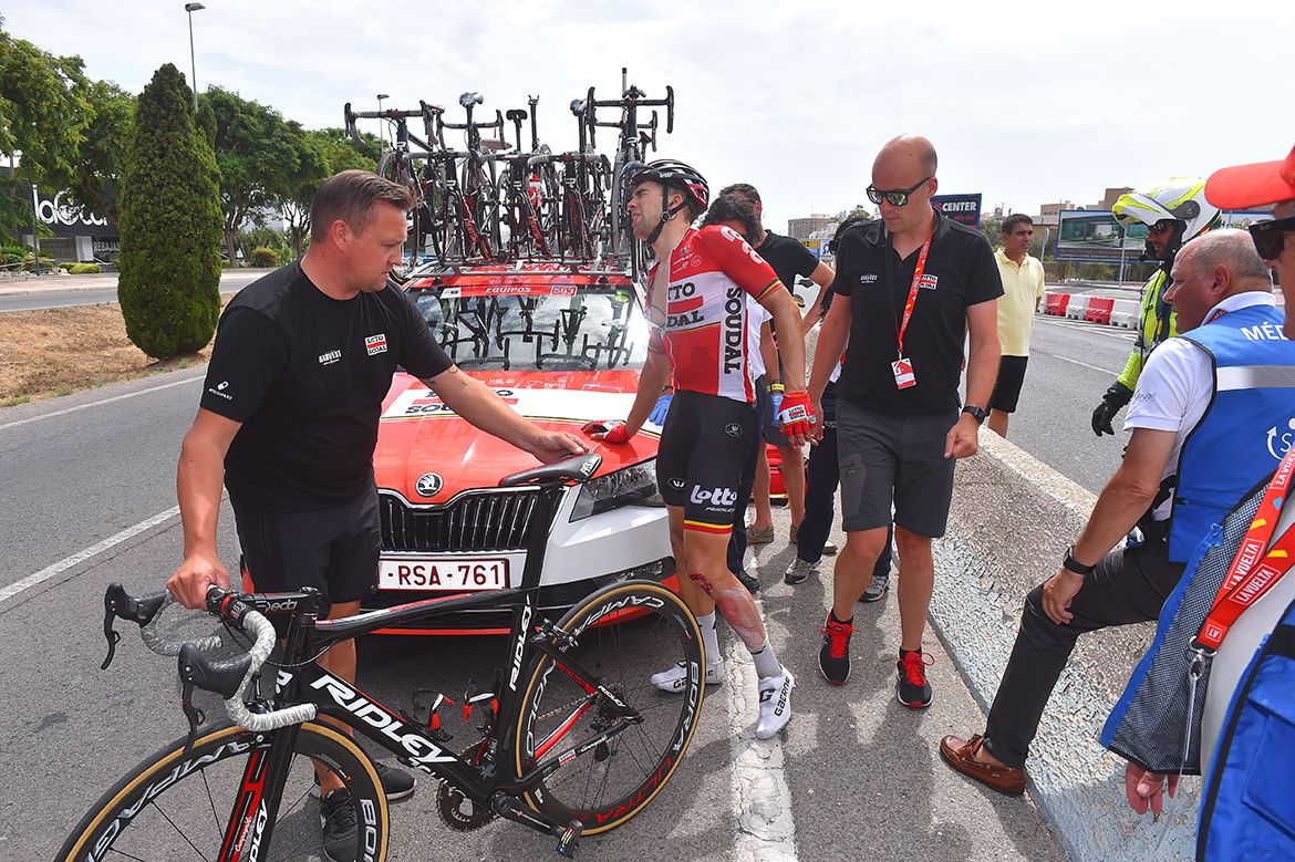 Jens Debusschere after a hard fall at the Vuelta a Espa&ntilde;a