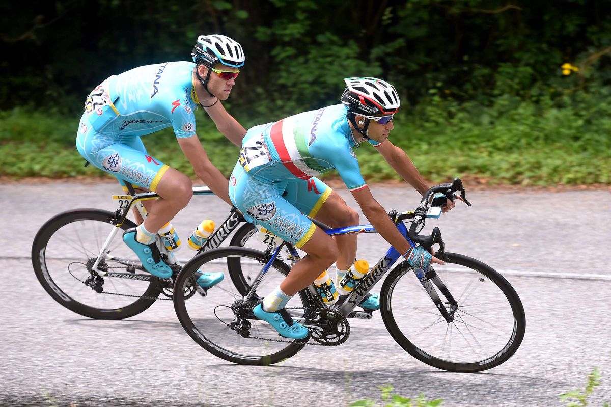Vincenzo Nibali and Lars Boom