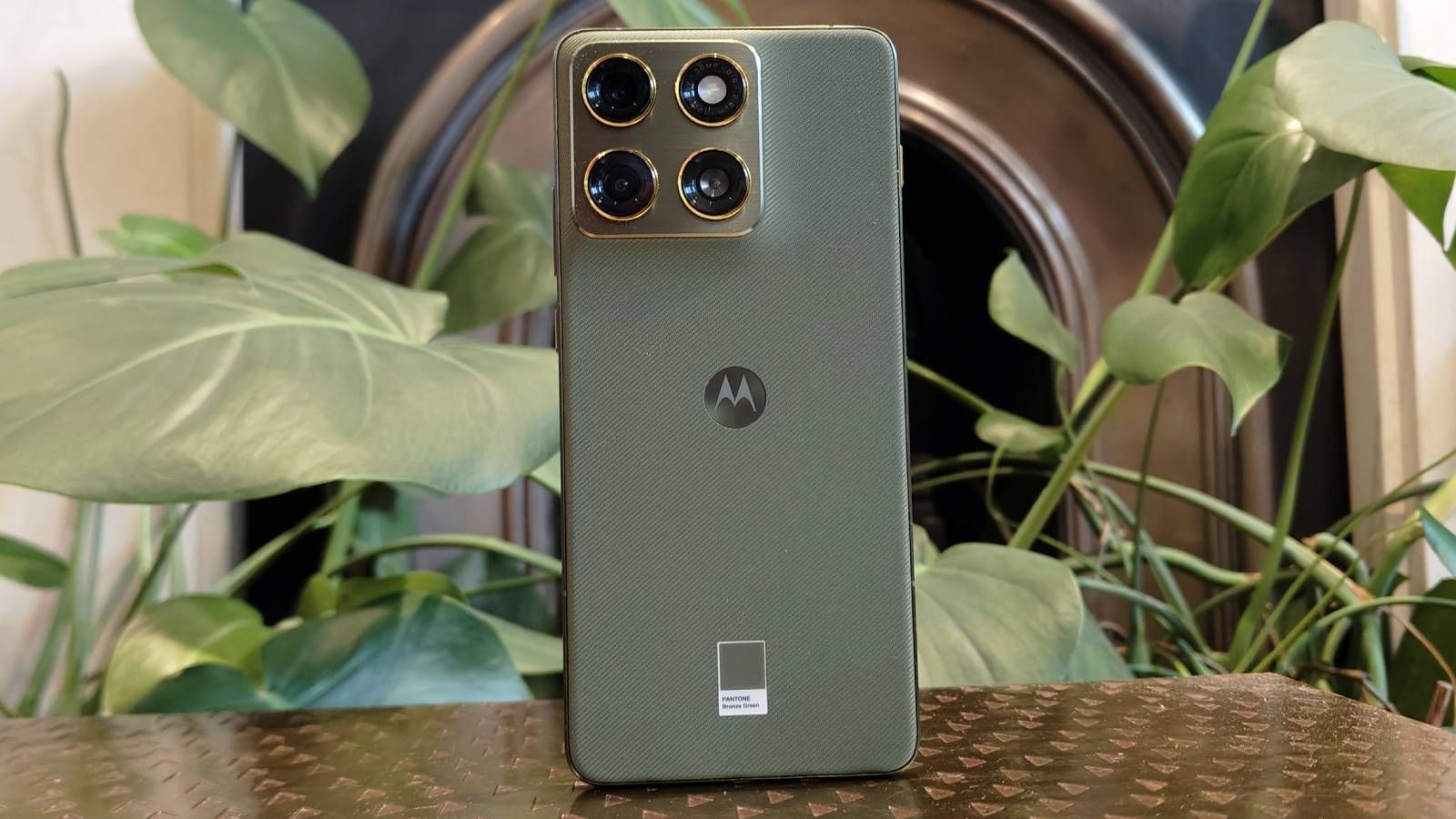 Motorola Edge 70 review: this cheaper iPhone Air alternative has no edge