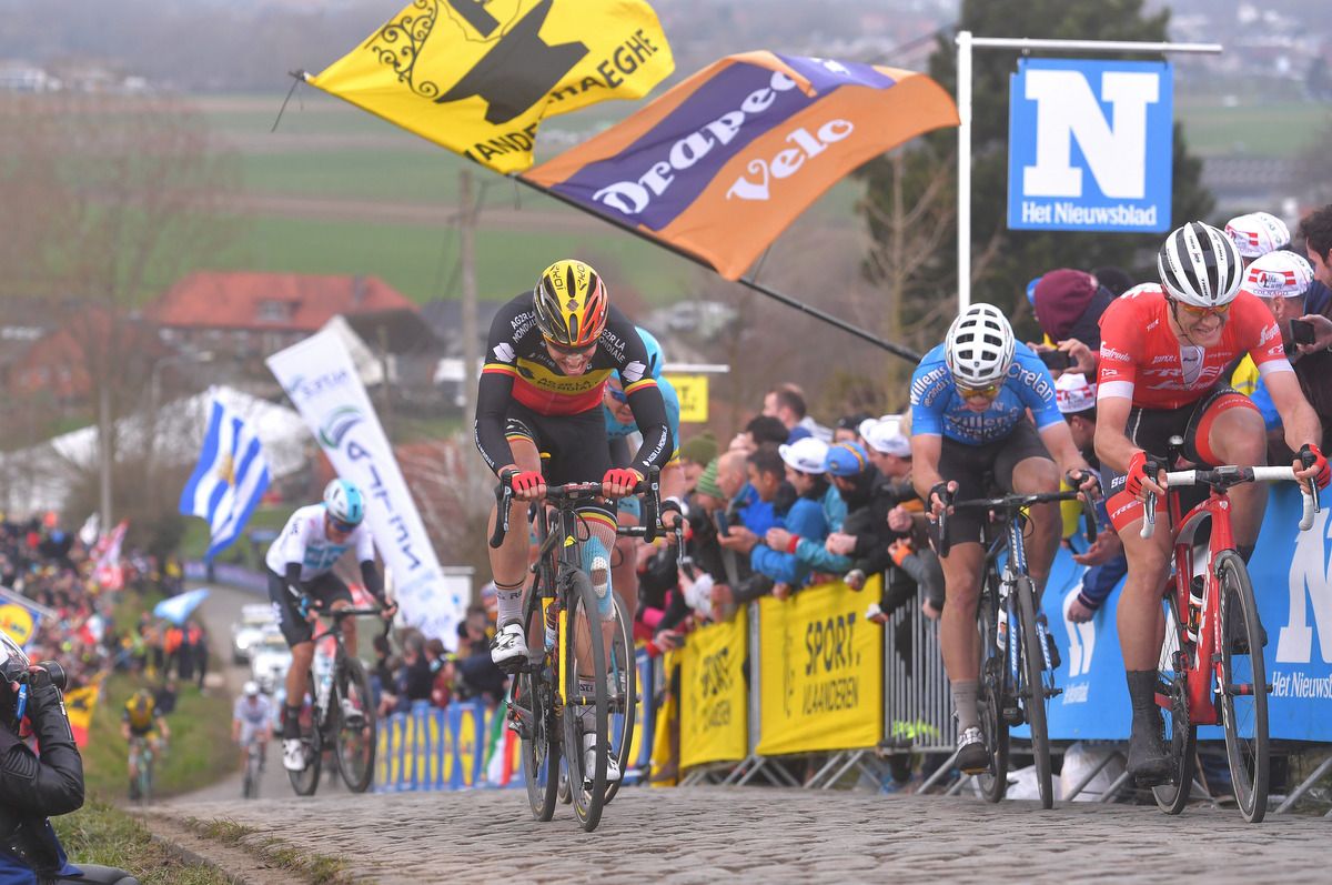 Oliver Naesen (AG2R La Mondiale) on the Paterberg
