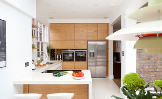 white and wood kitchen