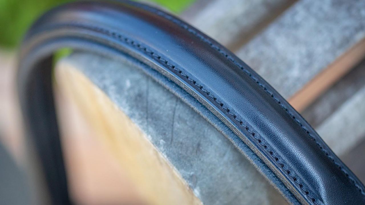 St&uuml;bben leather headcollar review
