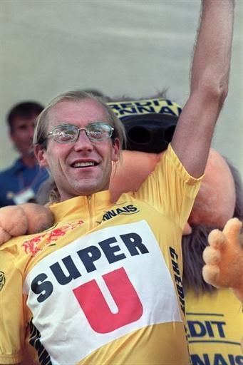 Laurent Fignon in yellow following his victory in stage 19 of the 1989 Tour de France.