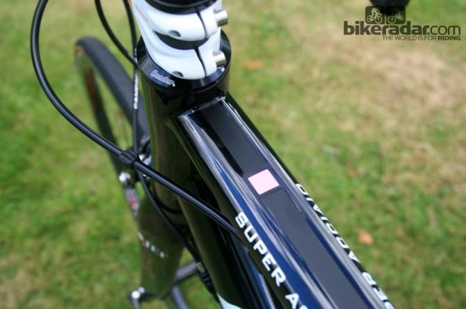 The subtle decals pop up all over the frame