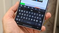 SwiftKey Android app running on Galaxy Z Fold 8