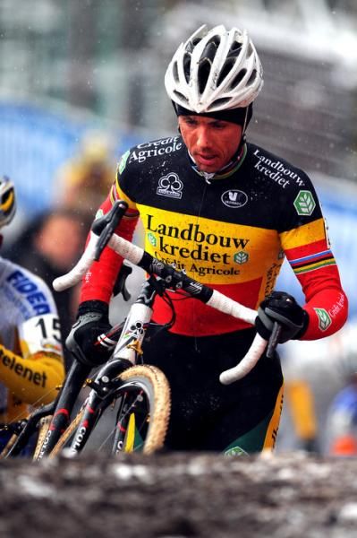 Sven Nys (Landbouwkrediet) sets a brisk pace through the snow in Kalmthout