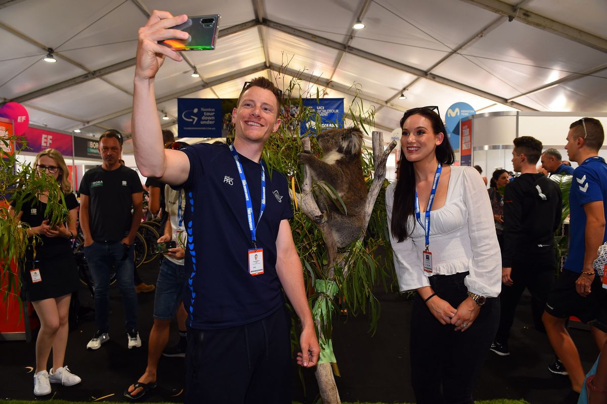 Sam Bennett grabs a selfie