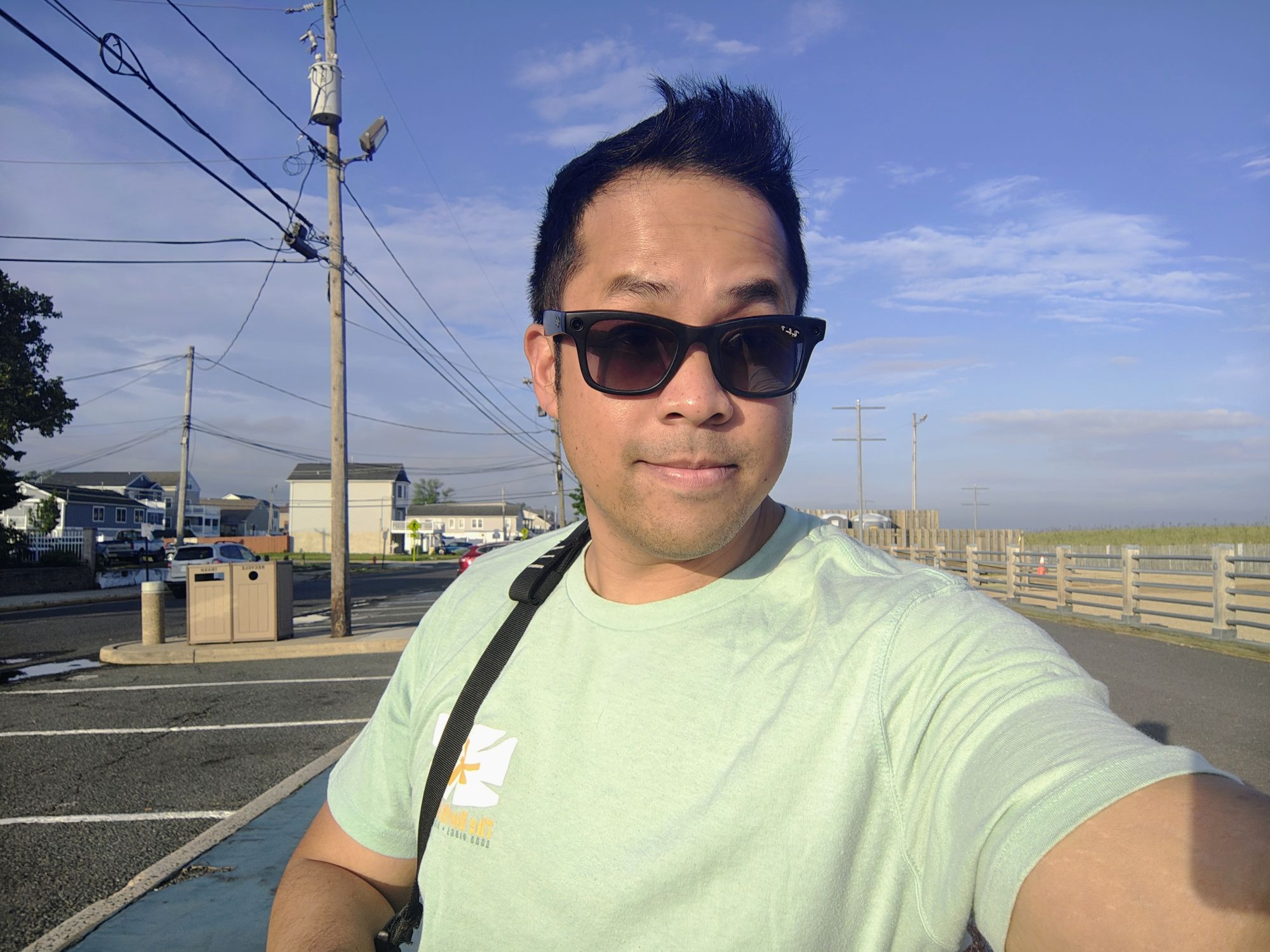 Motorola Razr Plus 2024 selfie sample.