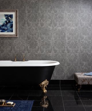 Baroque bathroom tiling by Original Style