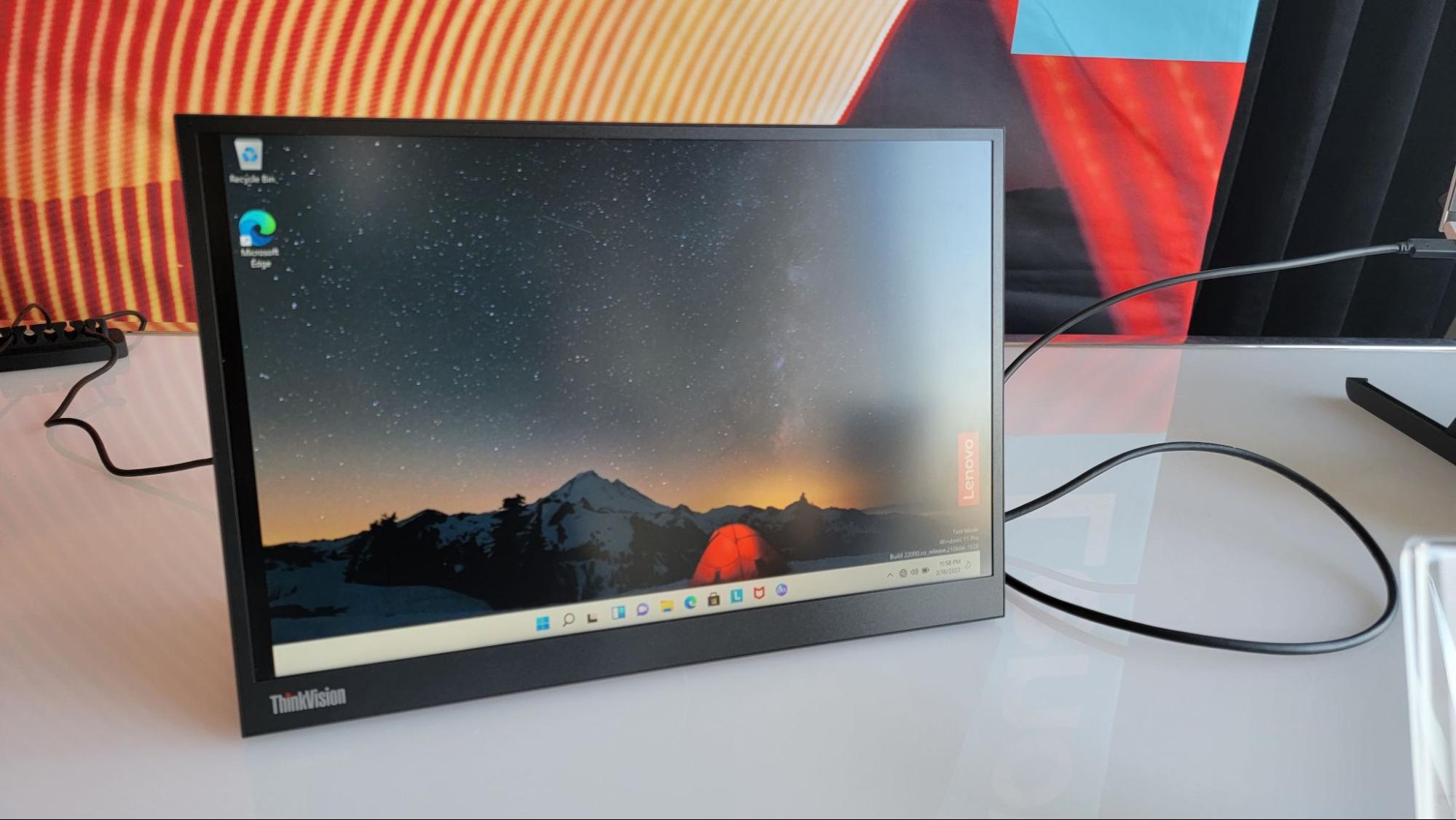 Lenovo's New Portable Monitor Sports 2.2K Resolution | Tom's Hardware