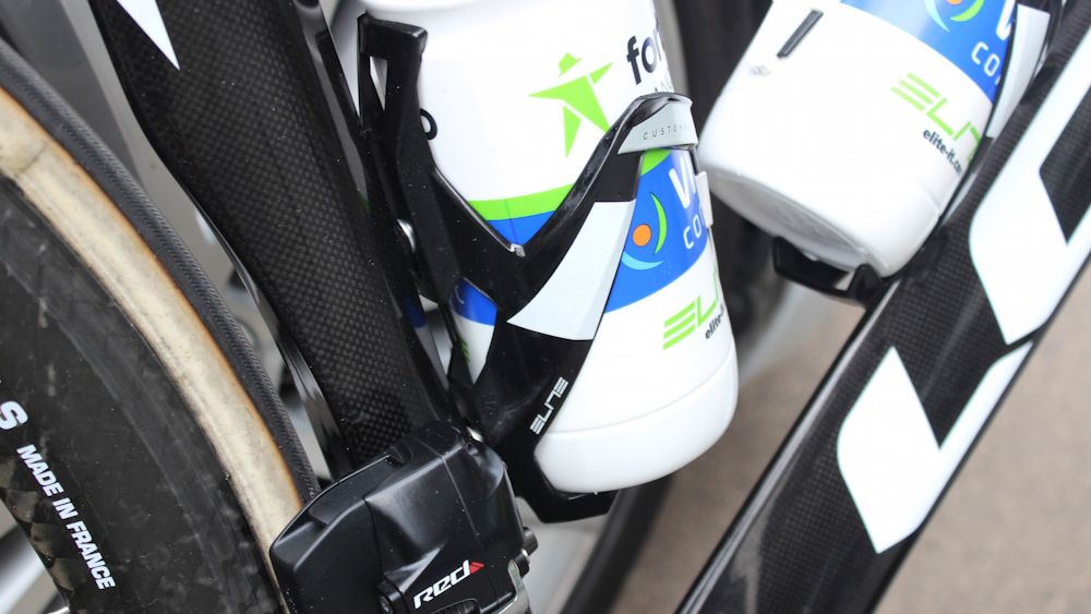 Elite Custom Race Plus bottle cages