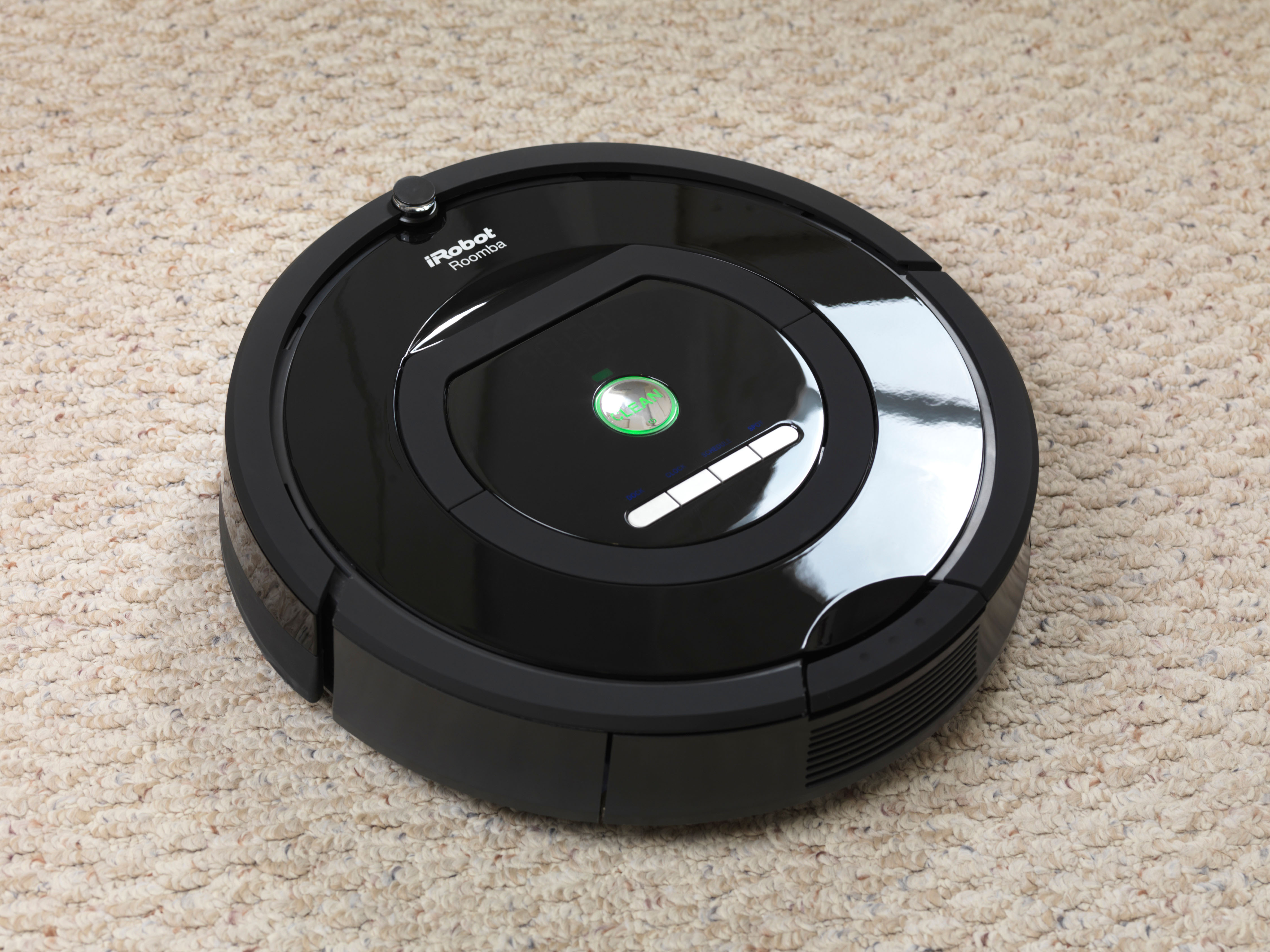 Which Roomba Should I Buy? Tips On Choosing A Robot Vacuum 