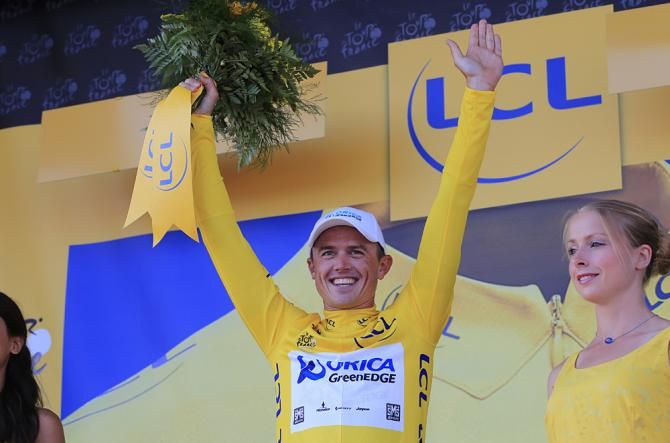 Simon Gerrans (Orica-GreenEdge) took the yellow jersey after the team time trial in Nice