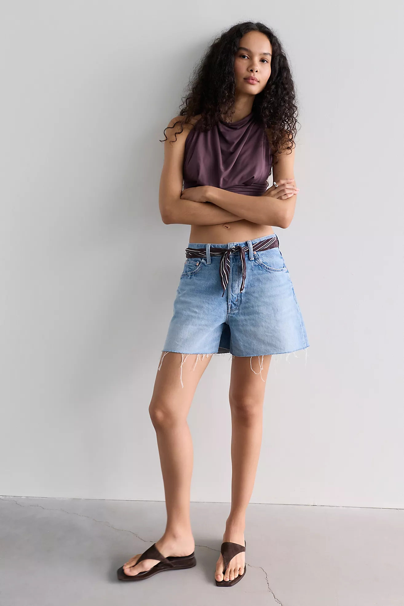 Mother Extra Mile Fray Shorts