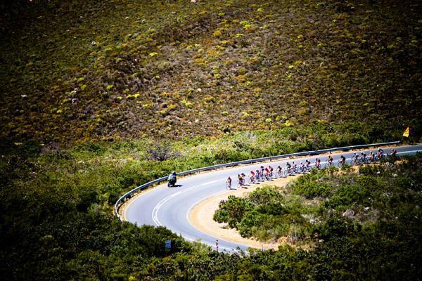 What's left of the peloton on the Franschoek pass