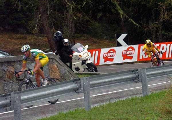 Gutierrez gets on the gas as he comes out a corner on the descent